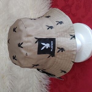 NWT Playboy unisex Reversible Bucket Hat